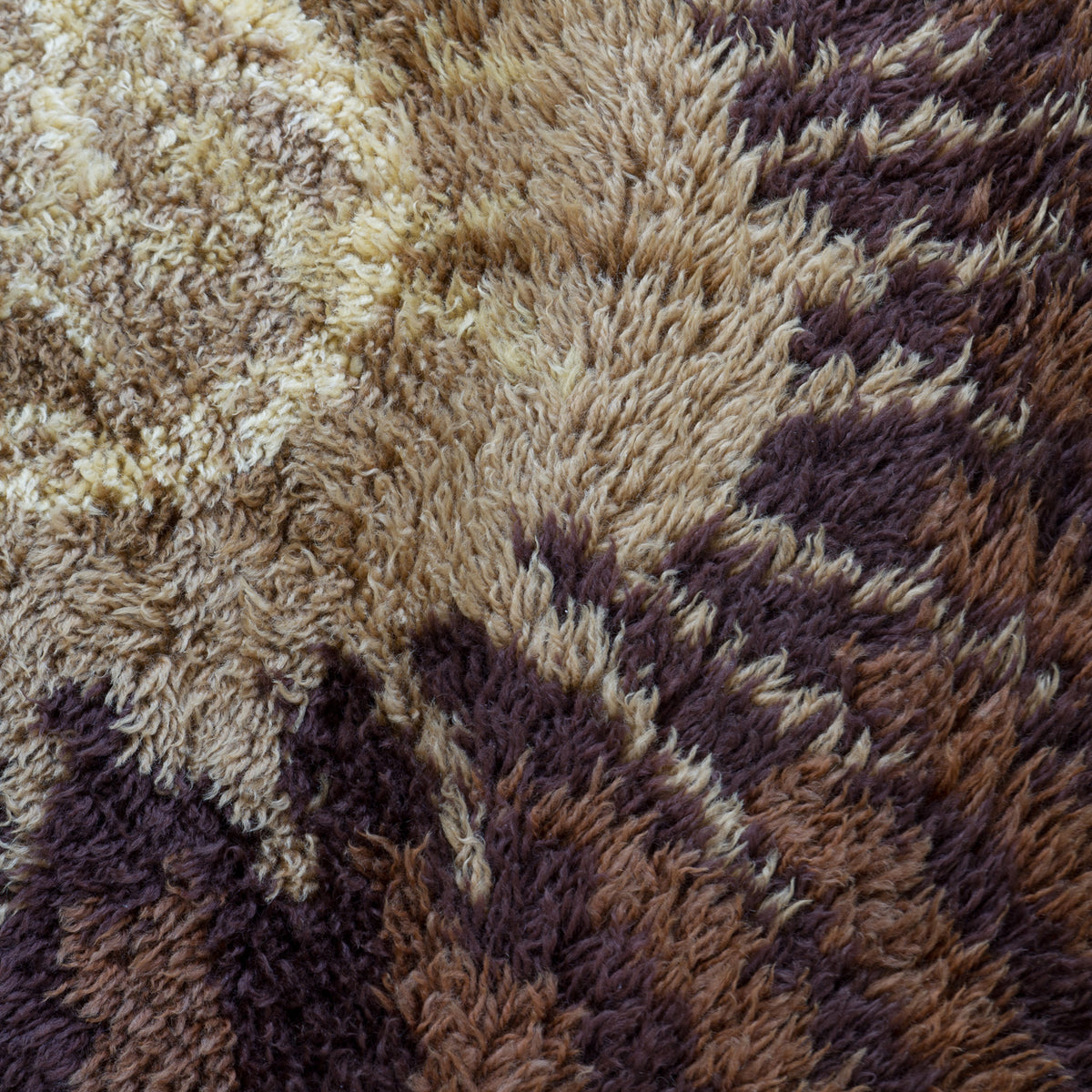 Vintage 70s Shag Rug & Wall Hanging – Brown Caramel Sunburst Design