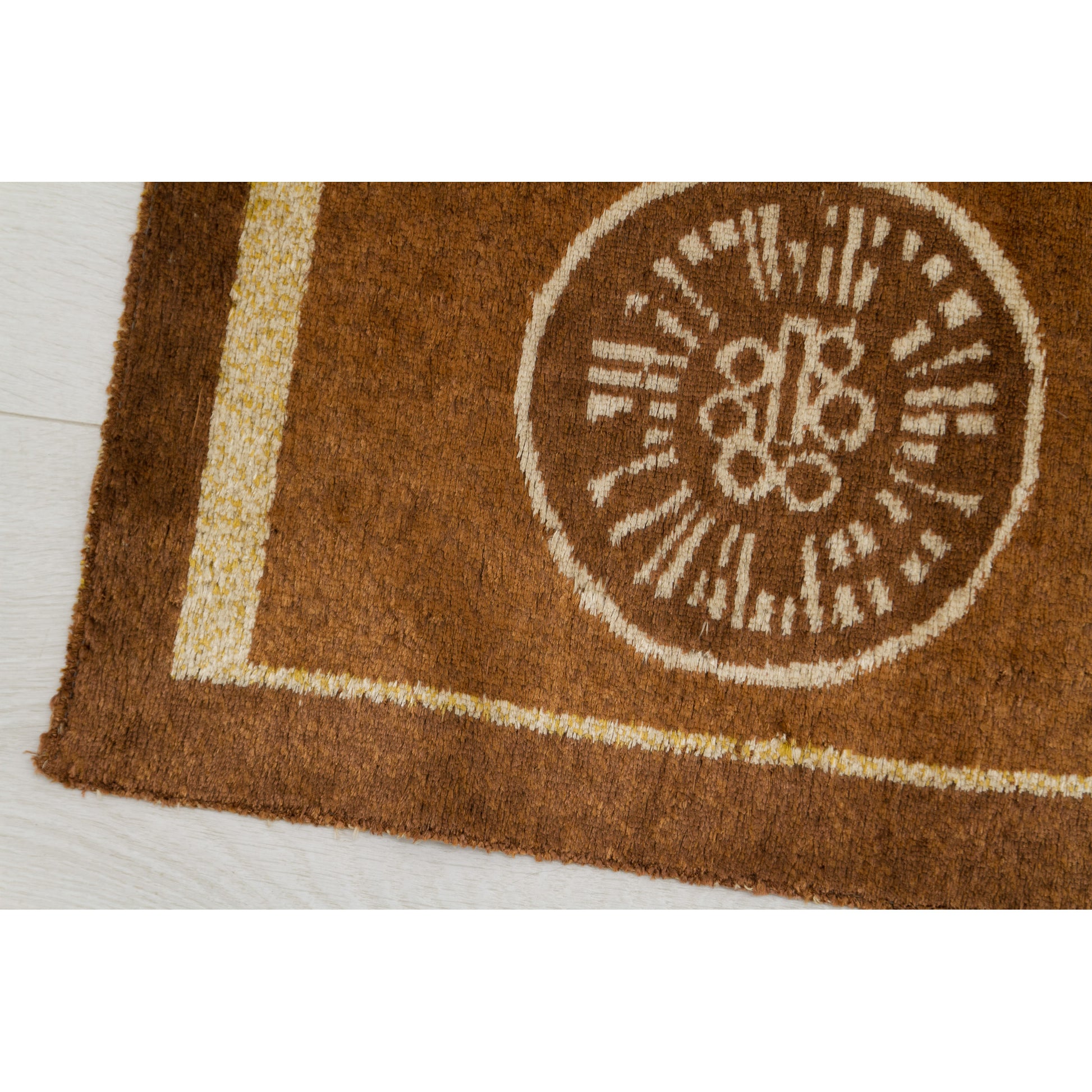 Close-up of the lower corner showing a stylized geometric flower or seed head motif. Highlights the "Dandelion" style graphics typical of 1960s Hungarian Modernism woven into soft plush fabric.