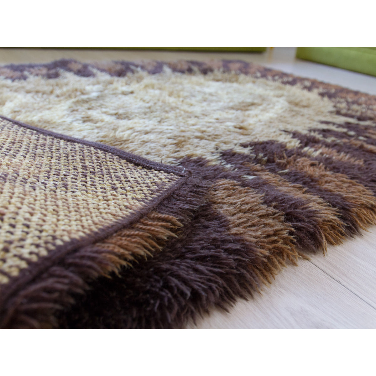 Vintage 70s Shag Rug & Wall Hanging – Brown Caramel Sunburst Design
